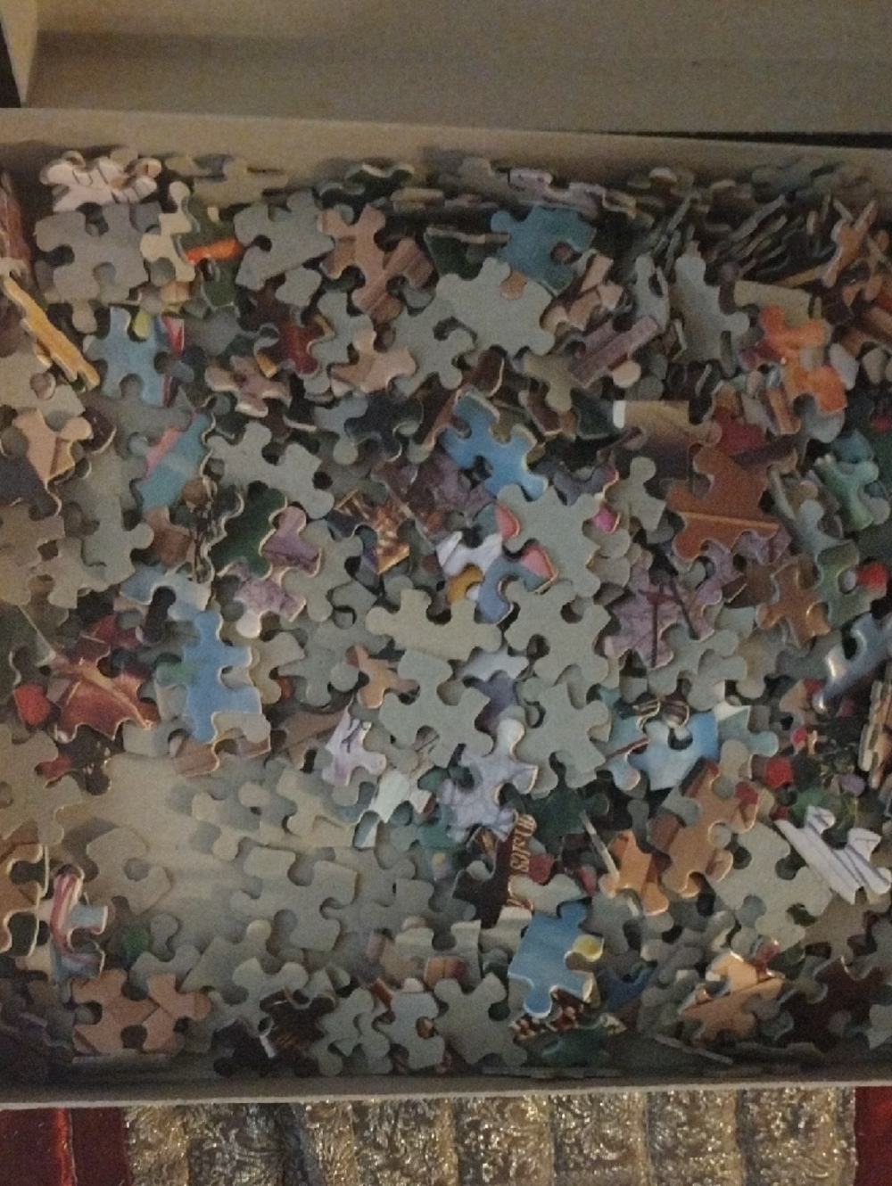 Clue Mystery Puzzle - The Color of Murder (Milton Bradley) - Picture 9 of 16